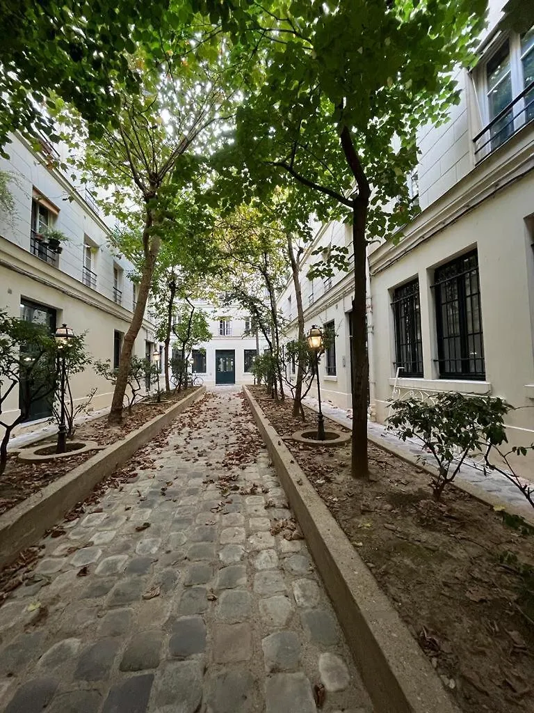 Guestready - Studio Cosy Saint Germain Apartment Paris France