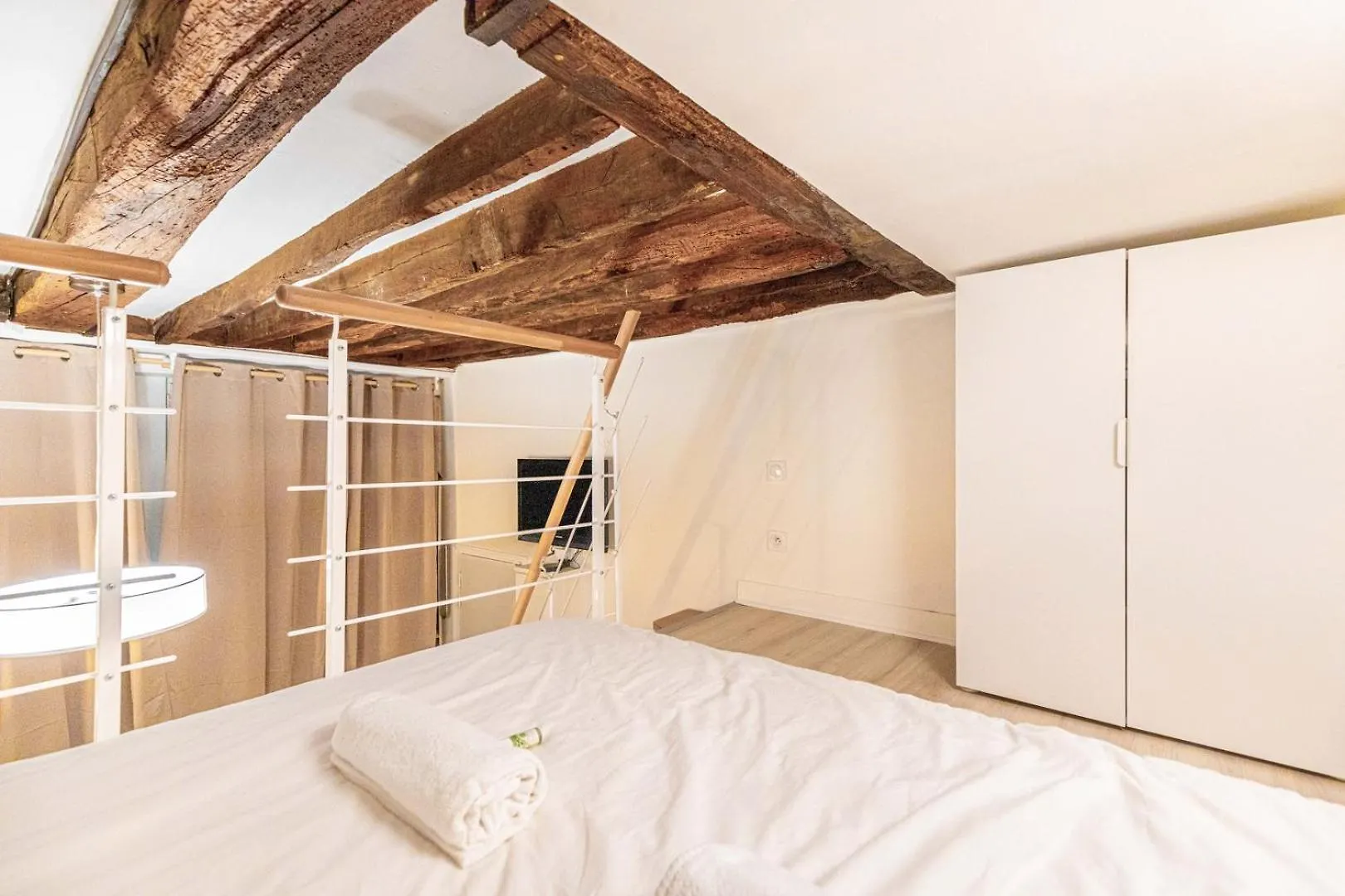 Guestready - Studio Cosy Saint Germain Apartment Paris